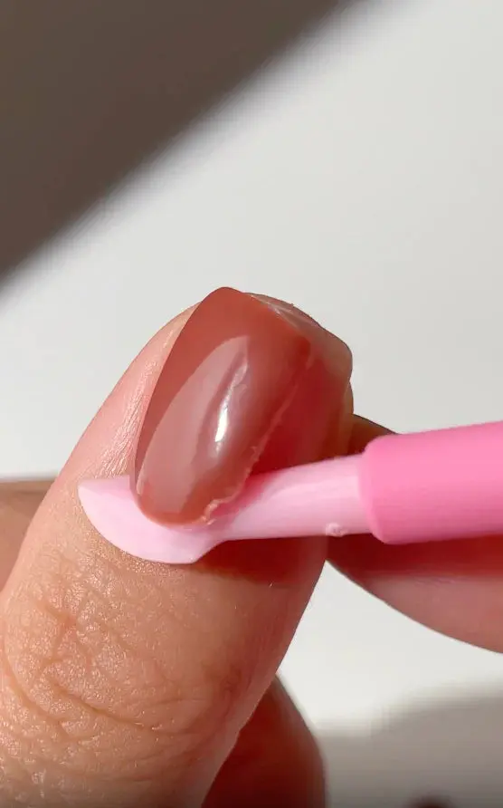 Gel Polish Peel Off Base Coat - Image 2