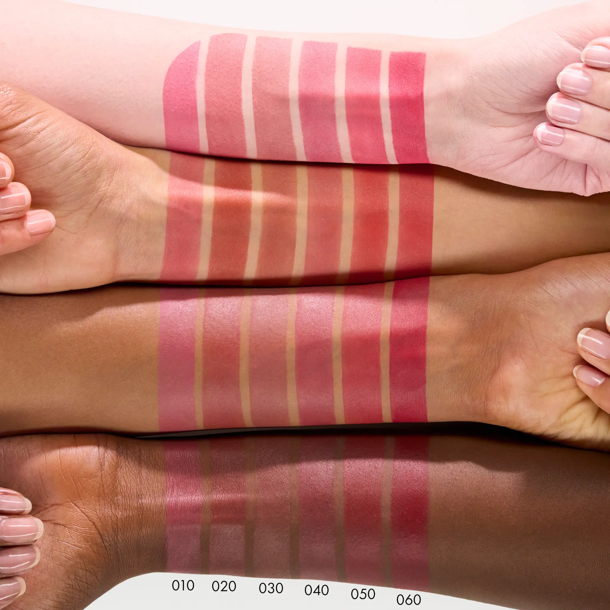 Blur-Real Matte Lipstick 010 Blur Me Baby - Image 5