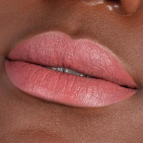 Scandalous Matte Lipstick 040 Rosy Seduction - Image 5