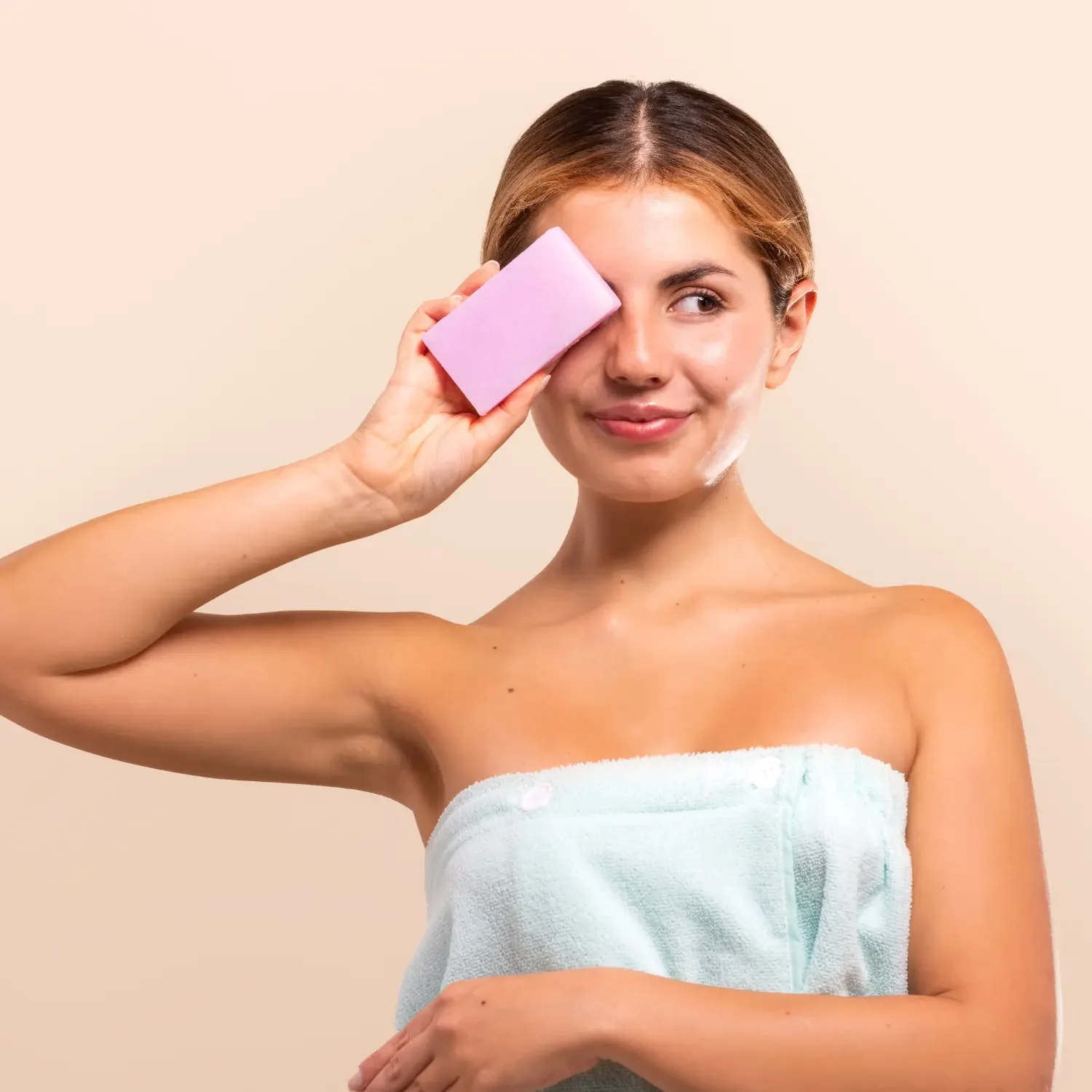 Hyaluronic Acid 2-in-1 Soap And Sponge - Image 5