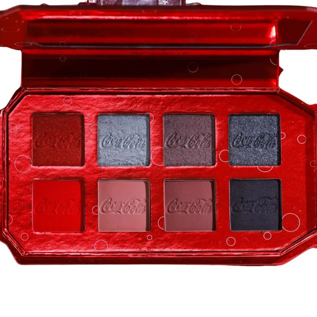 x Coca-Cola Original Palette