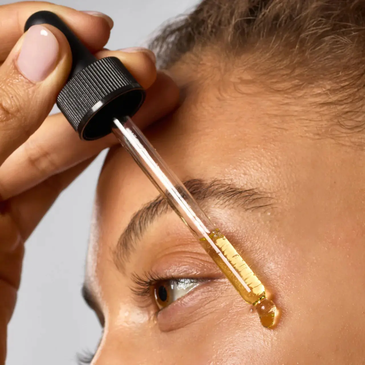 Hydrating Dermaplane Oil - Image 2