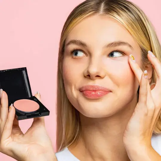 Under Eye Brightener - Image 2